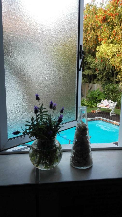 Crescent Cottage Knysna Exteriör bild